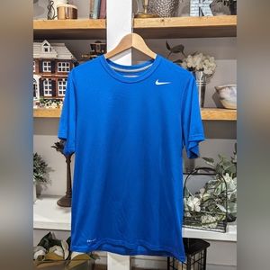 Nike Dri-Fit Blue Men's T-shirt Size Medium